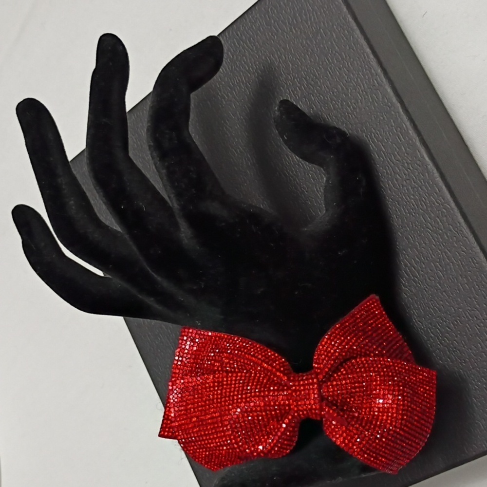 Betsey Johnson Betsey's Bows Red Crystal Bow Hinged Bangle  Bracelet
